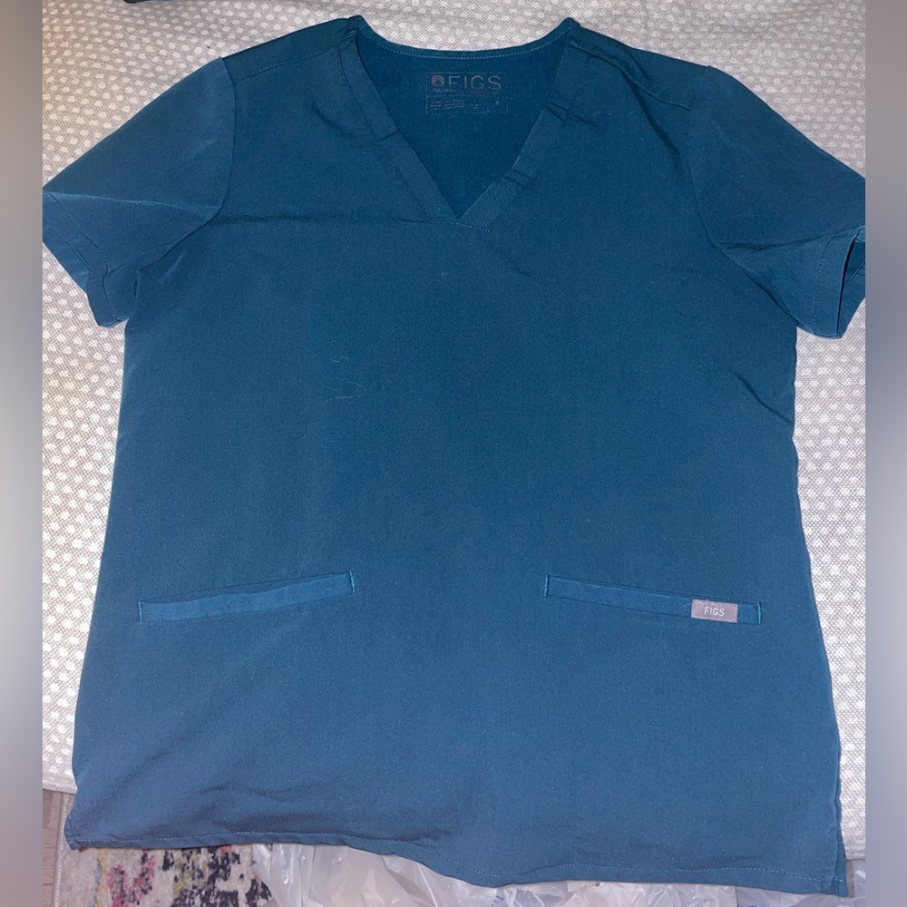 Figs teal top